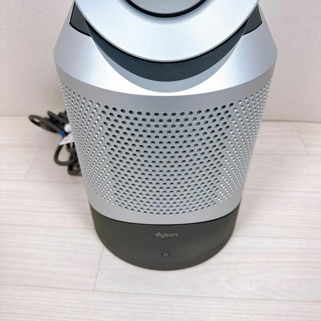 Dyson HP00 pure hot&cool 空気清浄機能付きファンヒーター スマホ/家電/カメラの冷暖房/空調(ファンヒーター)の商品写真