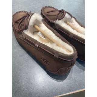 アグ(UGG)の新品未使用　UGG  モカシン　ブラウン　24センチ(スリッポン/モカシン)