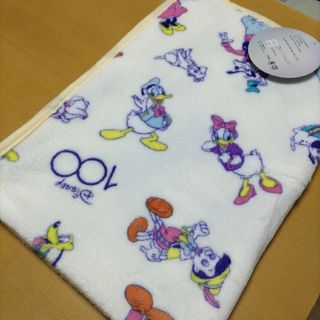 新品Disneyブランケット　ひざ掛け