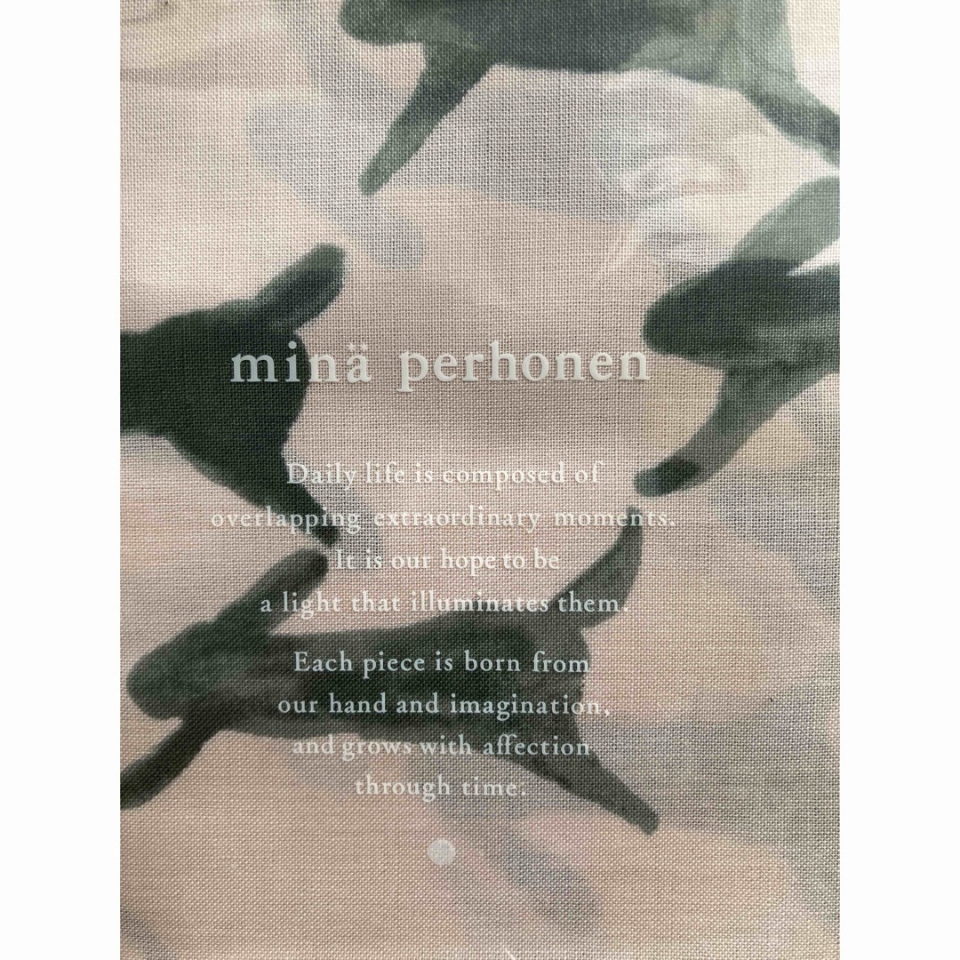mina perhonen(ミナペルホネン)のmina perhonen 手ぬぐい レディースのファッション小物(その他)の商品写真
