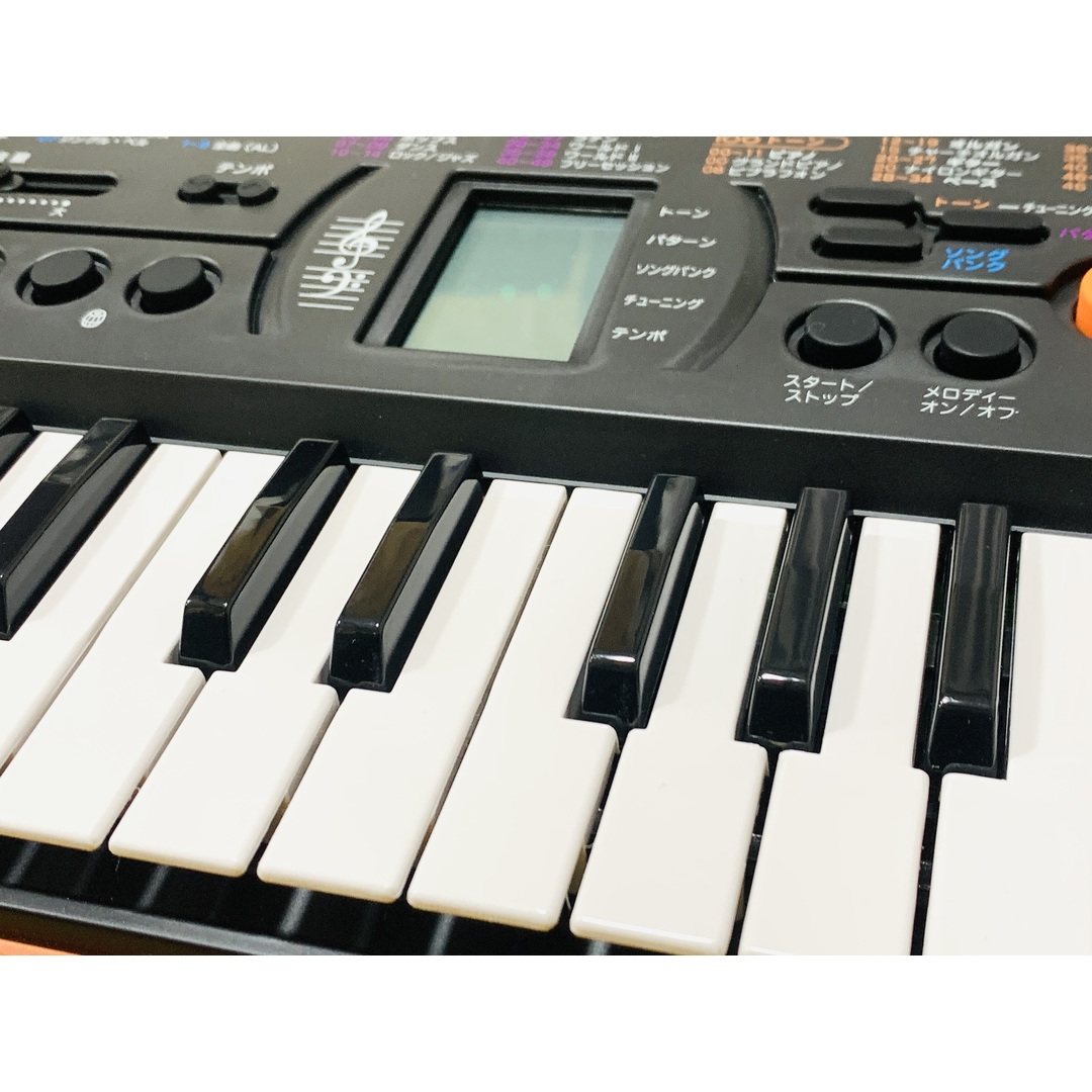 CASIO(カシオ)の美品■カシオ(CASIO) 電子キーボード SA-76 44ミニ鍵盤 ブラック&オレンジ リプロス 鍵盤楽器 器材 送料無料 楽器の鍵盤楽器(キーボード/シンセサイザー)の商品写真