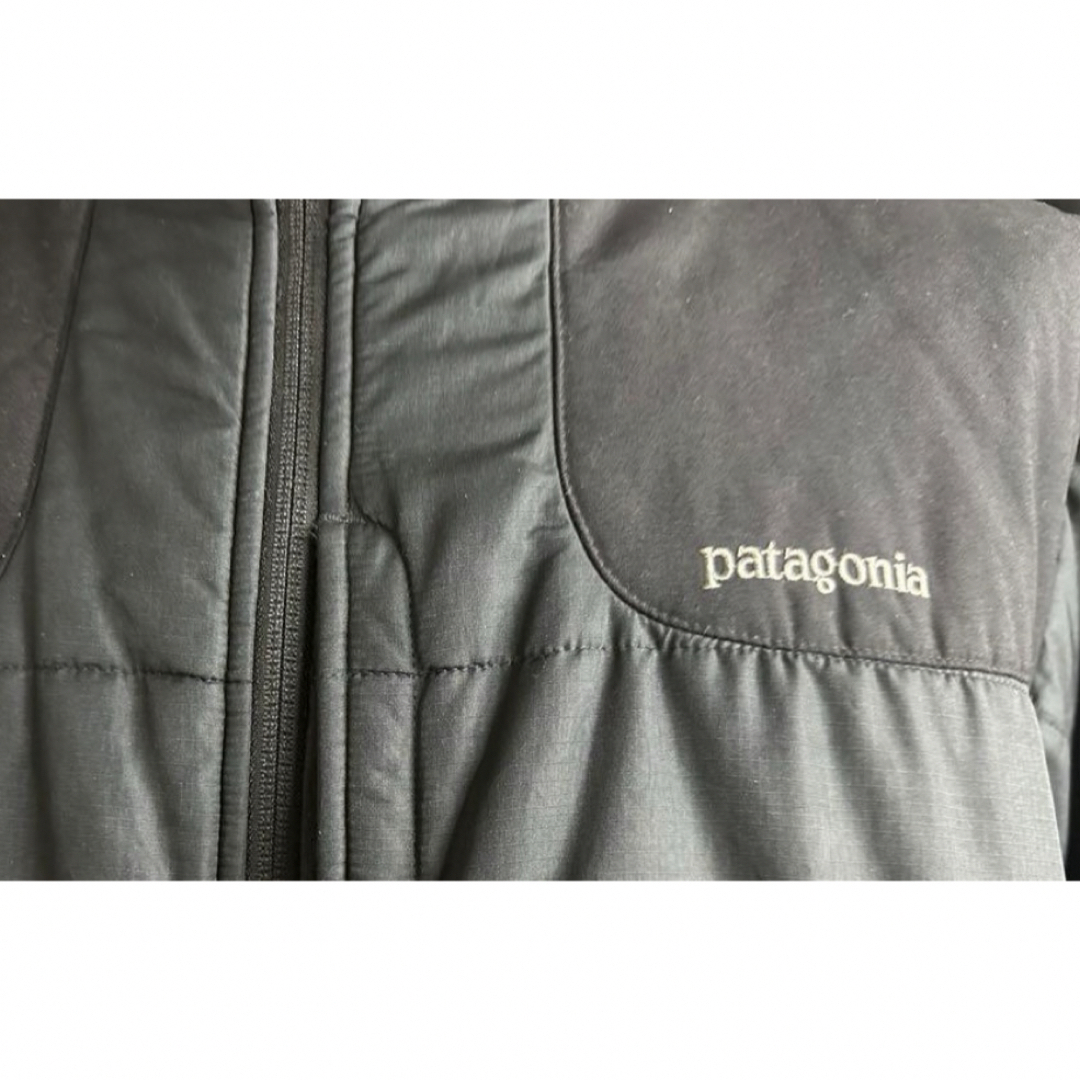 patagonia(パタゴニア)のパタゴニアメンズ中綿パーカー　美品 メンズのトップス(パーカー)の商品写真