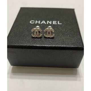 CHANEL - お値下げ新品♡CHANEL月と星のピアスの通販 by LaLaLa's shop ...