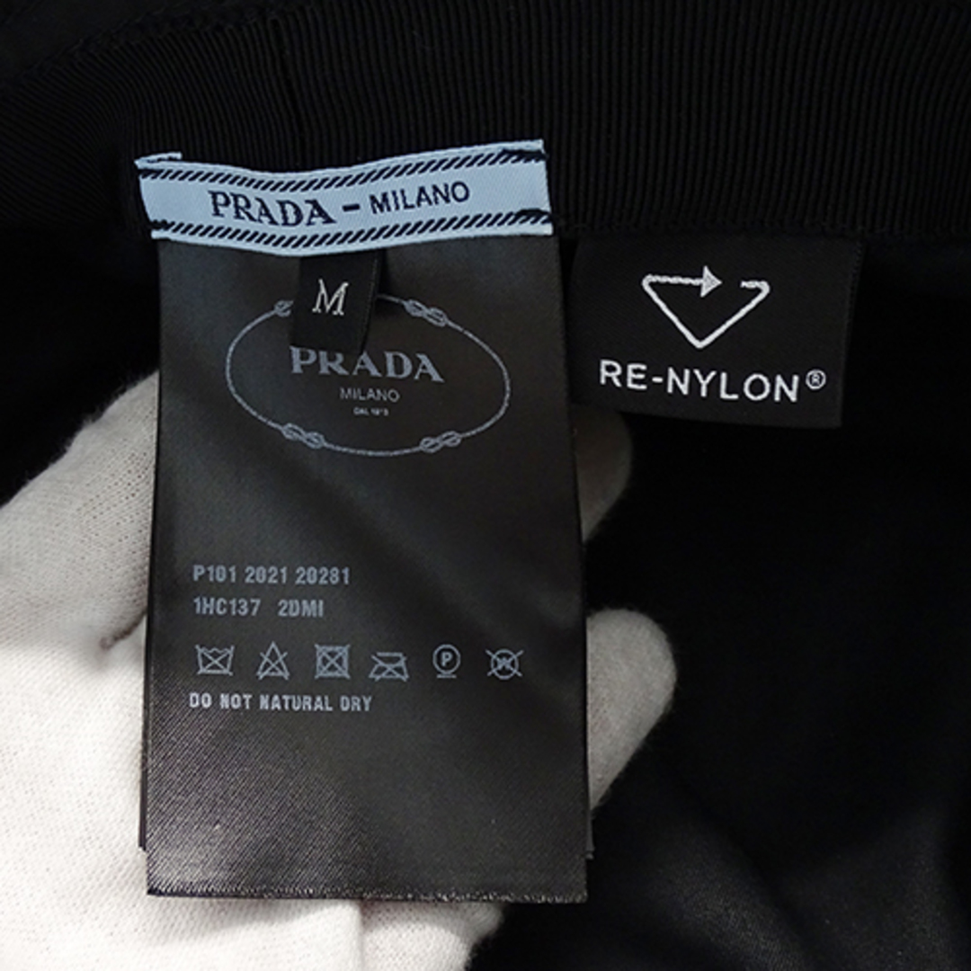 PRADA(プラダ)のプラダ PRADA ハット レディース メンズ ブランド 帽子 ナイロン Re-Nylon バケットハット ブラック 1HC137 Mサイズ 三角プレート【中古】 レディースの帽子(ハット)の商品写真