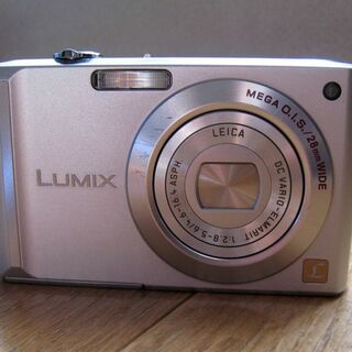 パナソニック(Panasonic)のデジカメ　Panasonic LUMIX  DMC-FX55(コンパクトデジタルカメラ)