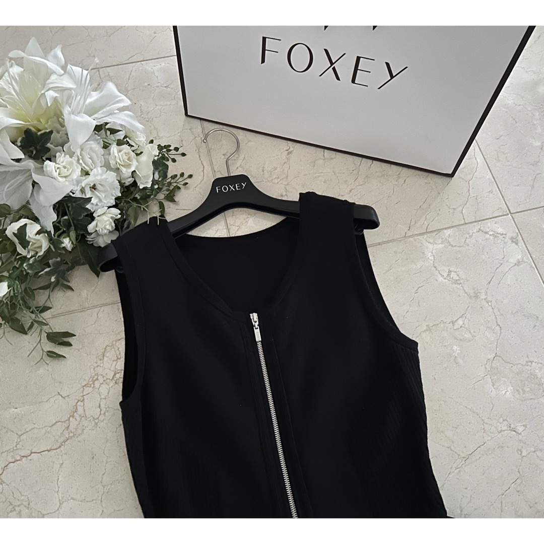 FOXEY(フォクシー)の【極美品】FOXEY♡シェイプアップドレスワンピース♡40♡ レディースのワンピース(ひざ丈ワンピース)の商品写真