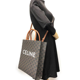 セリーヌ(celine)のバーティカル トリオンフ キャンバス CELINE カバ / キャンバス (ショルダーバッグ)