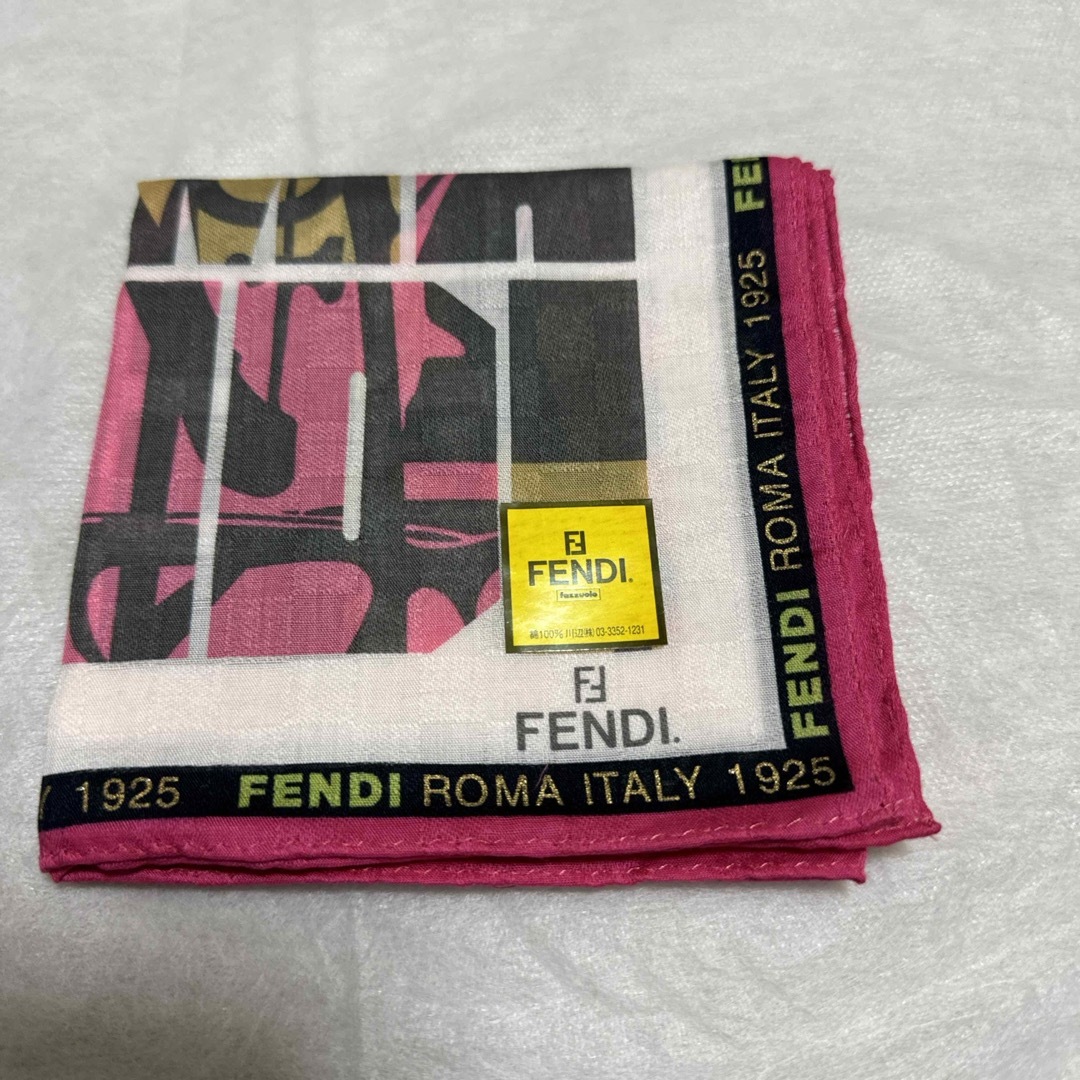 FENDI(フェンディ)のFENDIハンカチ レディースのファッション小物(ハンカチ)の商品写真