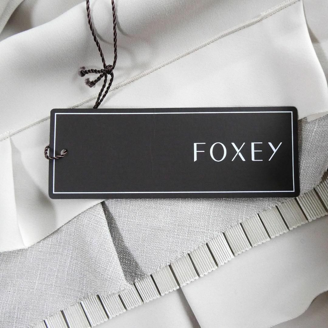 FOXEY(フォクシー)の極美品 FOXEY ティアード 膝丈 ノースリーブ ワンピース レディースのワンピース(ひざ丈ワンピース)の商品写真