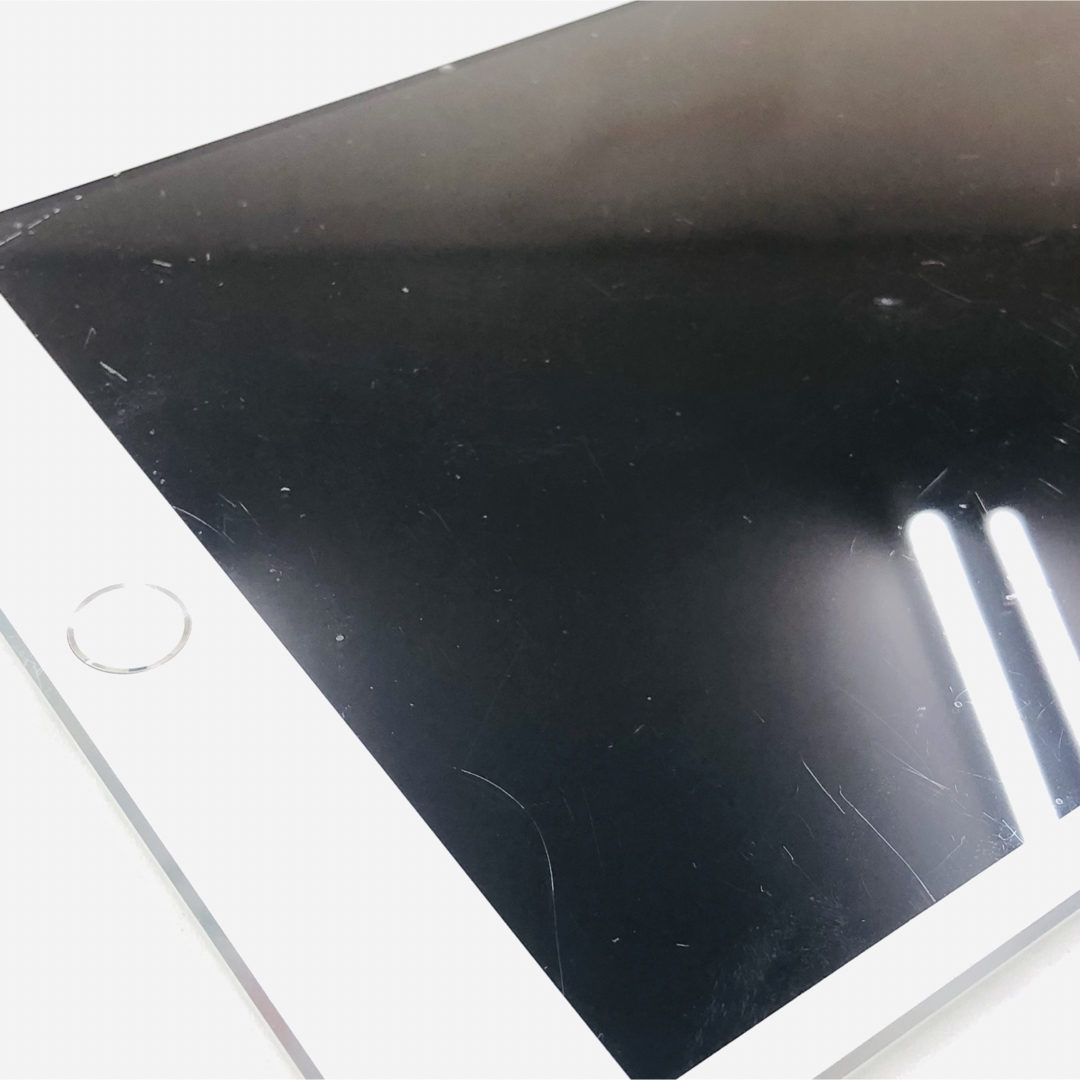 iPad(アイパッド)のアップル iPad mini 3 （64GB）au アイパッド スマホ/家電/カメラのPC/タブレット(タブレット)の商品写真