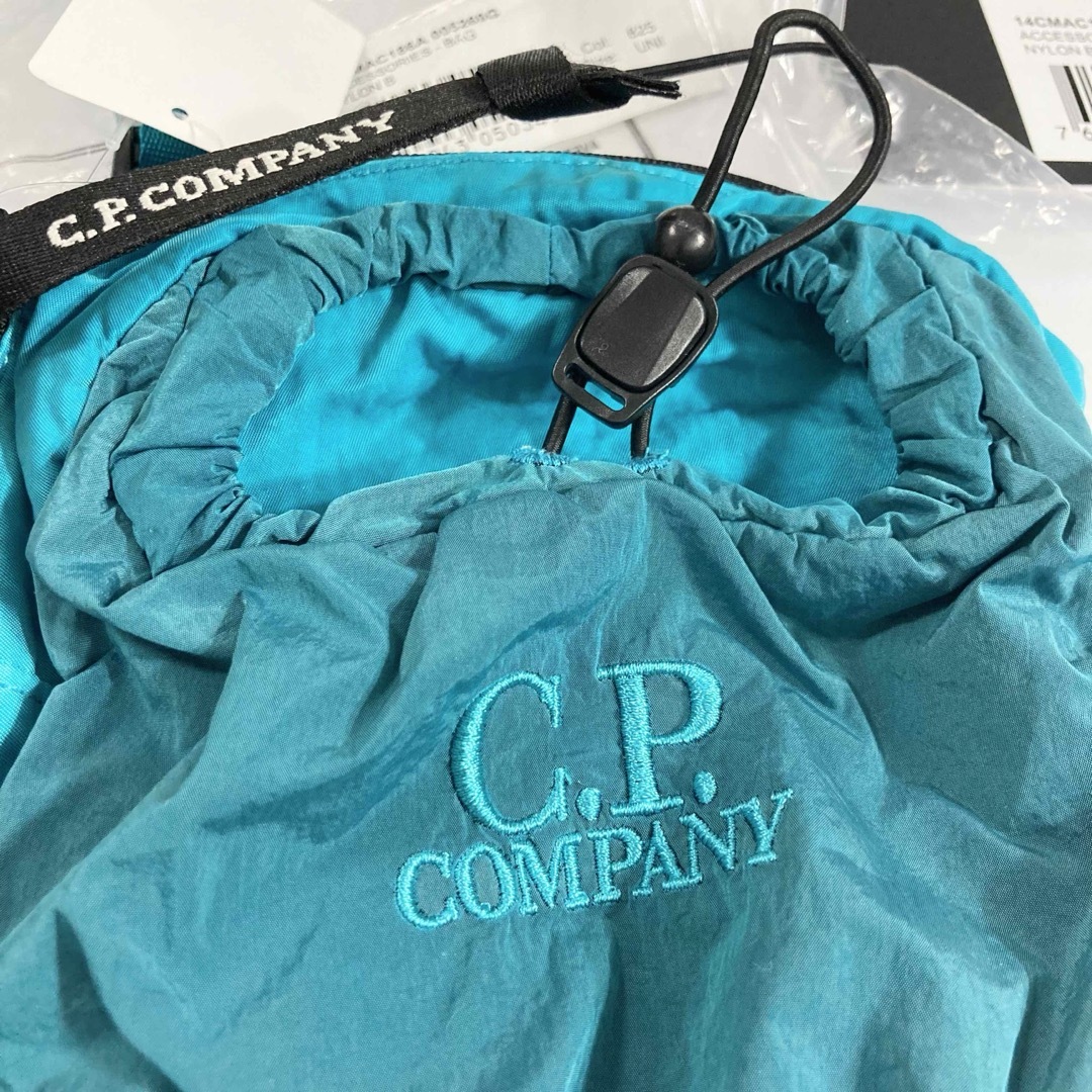 C.P. Company(シーピーカンパニー)の新品 定価2.6万円 C.P.COMPANY ボディーバッグ ショルダー ブルー メンズのバッグ(ショルダーバッグ)の商品写真