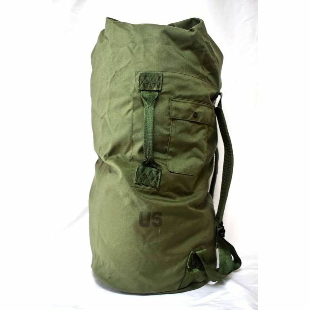 美品 米軍実物 ナイロン素材 ダッフルバッグ ① 円高 ARMY 美品 米軍実物 ナイロン素材 ダッフルバッグ ① 円高 ARMY