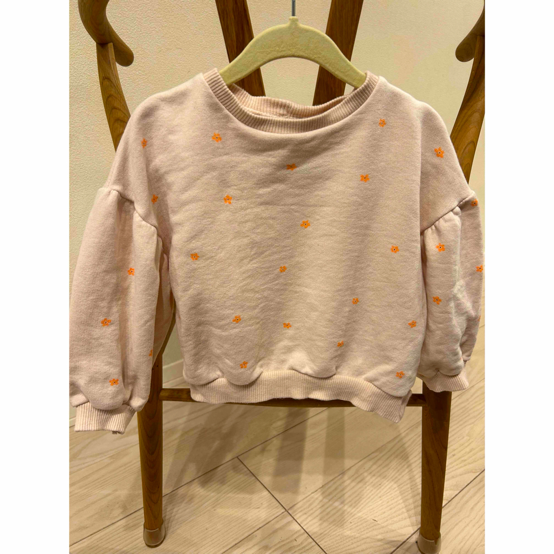 ZARA KIDS(ザラキッズ)のお値下げ✩ZARA Kids 花柄スウェット キッズ/ベビー/マタニティのベビー服(~85cm)(トレーナー)の商品写真