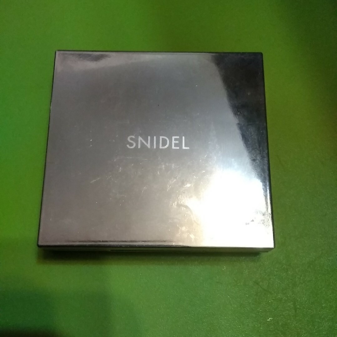 SNIDEL(スナイデル)のスナイデルビューティー　snidel テイラードカラーアイズ 02 コスメ/美容のベースメイク/化粧品(アイシャドウ)の商品写真