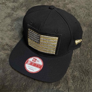 ニューエラー(NEW ERA)の新品NY購入限定レア NEW ERA ニューエラ キャップ アメリカ国旗 黒金銀(キャップ)