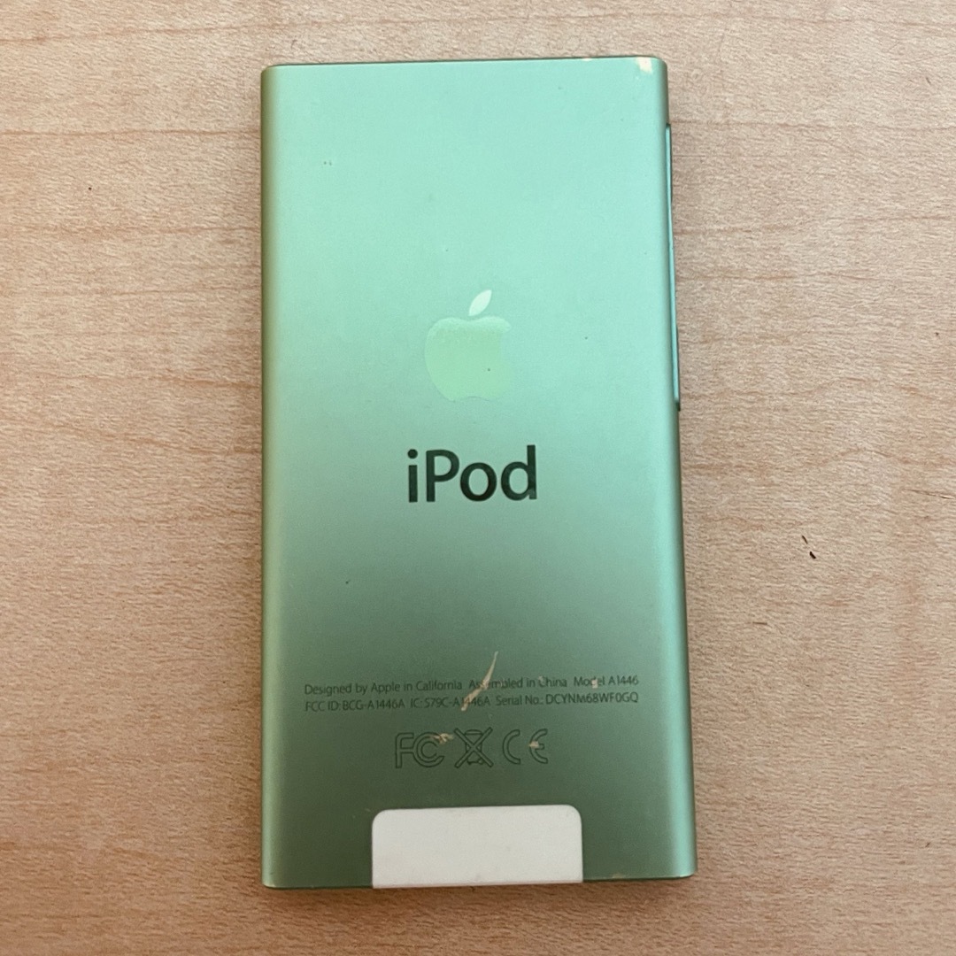 Apple(アップル)のipod nano 第7世代 スマホ/家電/カメラのオーディオ機器(ポータブルプレーヤー)の商品写真