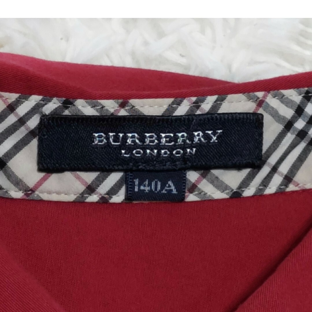 BURBERRY(バーバリー)のBURBERRY　LONDON　ノバチェック　刻印ロゴ付き　薄手　140 キッズ/ベビー/マタニティのキッズ服男の子用(90cm~)(Tシャツ/カットソー)の商品写真