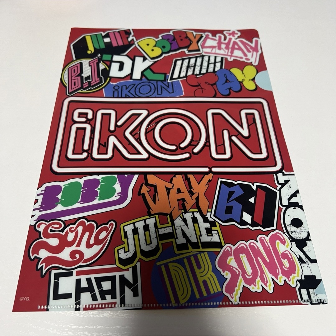 iKON(アイコン)のiKONクリアファイル　ジュネ エンタメ/ホビーのタレントグッズ(アイドルグッズ)の商品写真