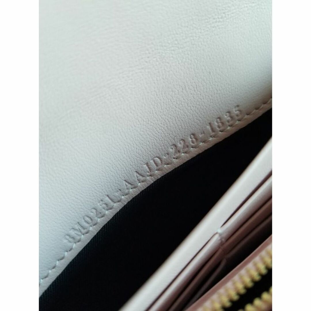 FENDI(フェンディ)のFENDI フェンディ BAGUETTE バゲット コンチネンタル 長財布 レディースのファッション小物(財布)の商品写真