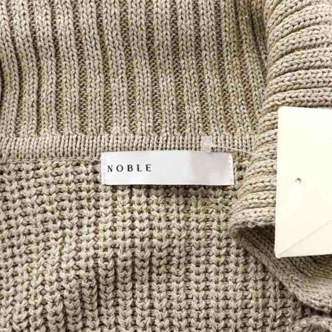 Noble(ノーブル)のノーブル テントラインアゼノースリーブプルオーバー ニット 襟 F ベージュ レディースのトップス(ニット/セーター)の商品写真