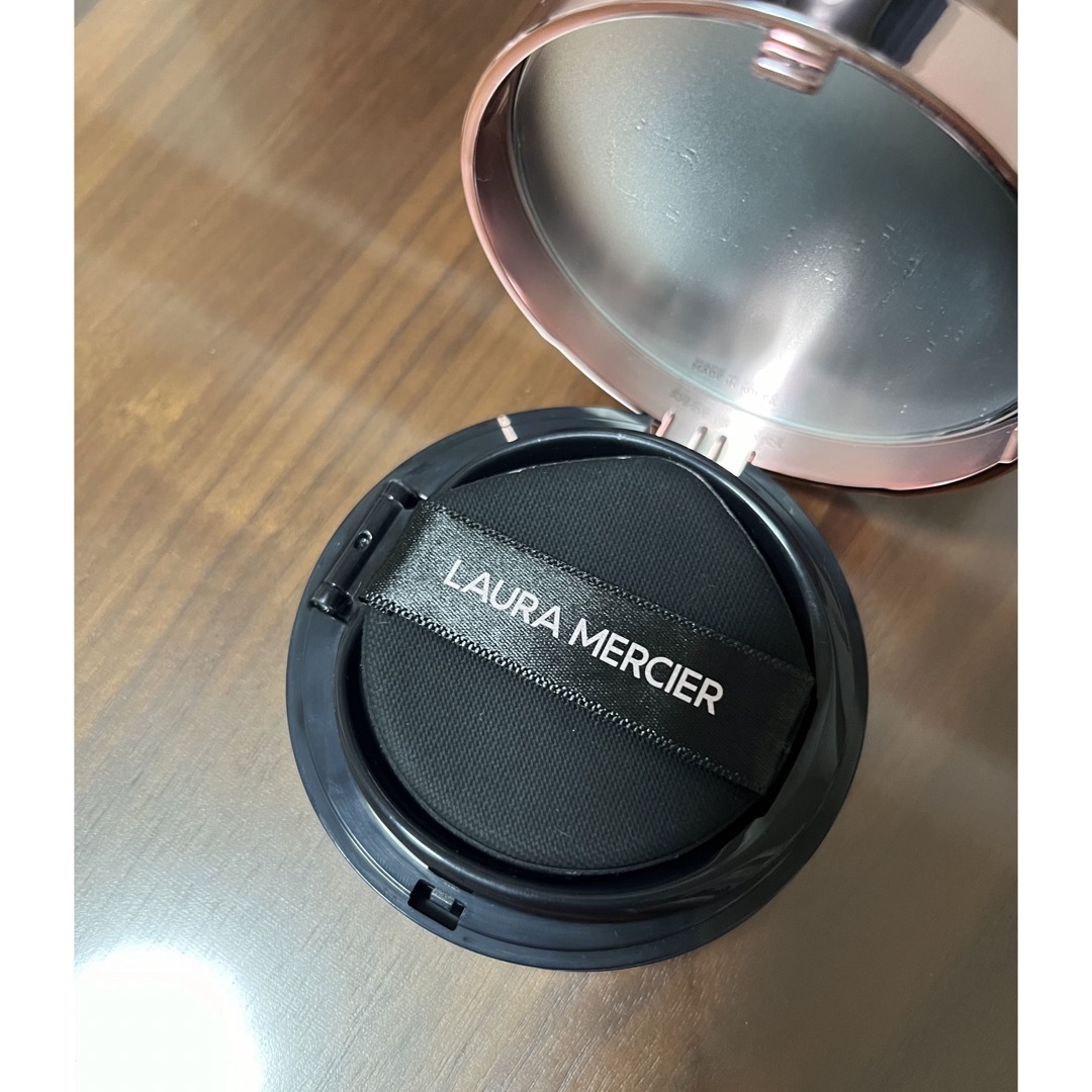 laura mercier(ローラメルシエ)のローラ メルシエ   トーンアップクッションファンデ FAIR ROSE コスメ/美容のベースメイク/化粧品(ファンデーション)の商品写真