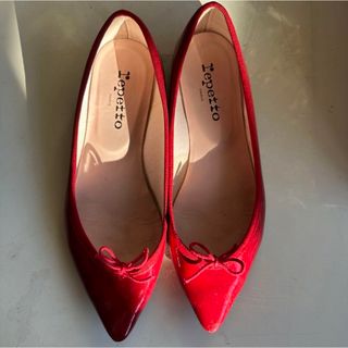 レペット(repetto)のレペット赤エナメルリボンフラットシューズ38メ(ハイヒール/パンプス)