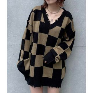 アンビー(ENVYM)の【ENVYM】アンビー　ＶネックオーバーサイズＫＮＩＴ(ニット/セーター)