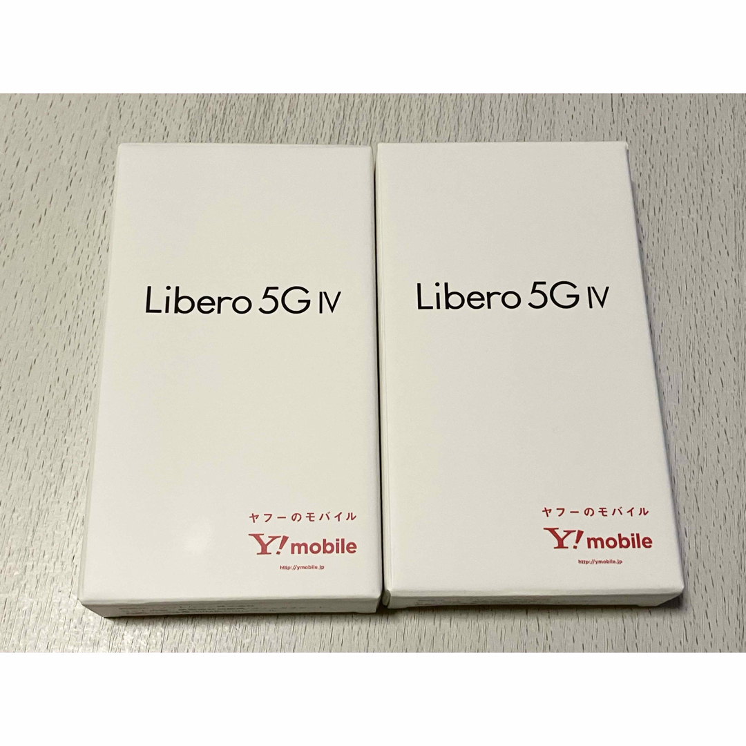 ZTE(ゼットティーイー)のLibero 5G IV ブラック&ホワイト スマホ/家電/カメラのスマートフォン/携帯電話(スマートフォン本体)の商品写真