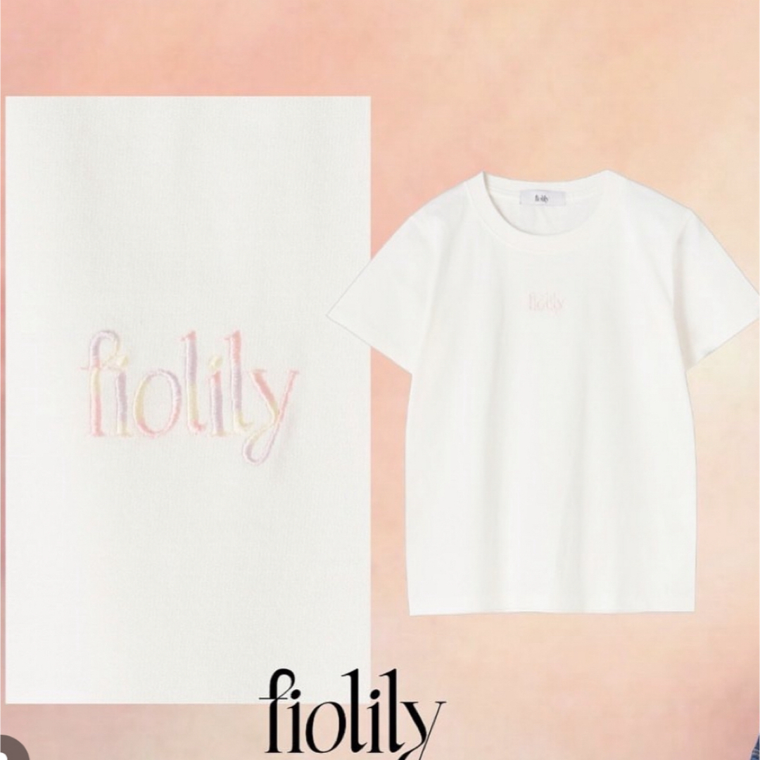 fiolily ロゴTシャツ メンズのトップス(Tシャツ/カットソー(半袖/袖なし))の商品写真