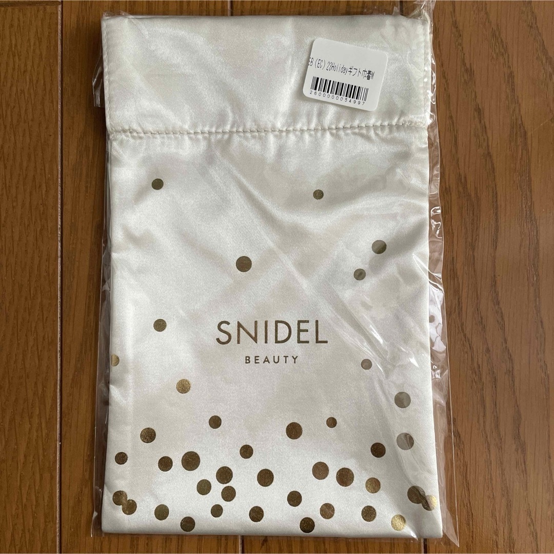 SNIDEL(スナイデル)の【未使用】SNIDEL★スナイデル★巾着ポーチ レディースのファッション小物(ポーチ)の商品写真