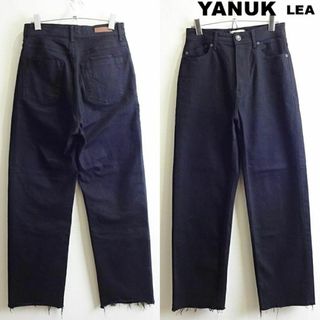 ヤヌーク(YANUK)の良品★　ヤヌーク　LEA　W68cm　ボーイズストレートデニム　ストレッチ　黒(デニム/ジーンズ)