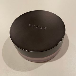 スリー(THREE)のTHREE／アドバンスドエシリアルスムースオペレーター(フェイスパウダー)