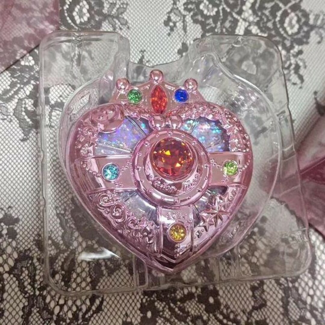 セーラームーン(セーラームーン)の新品❤セーラームーン❤シャイニングムーンフェイスパウダー❤2024Limited コスメ/美容のベースメイク/化粧品(フェイスパウダー)の商品写真