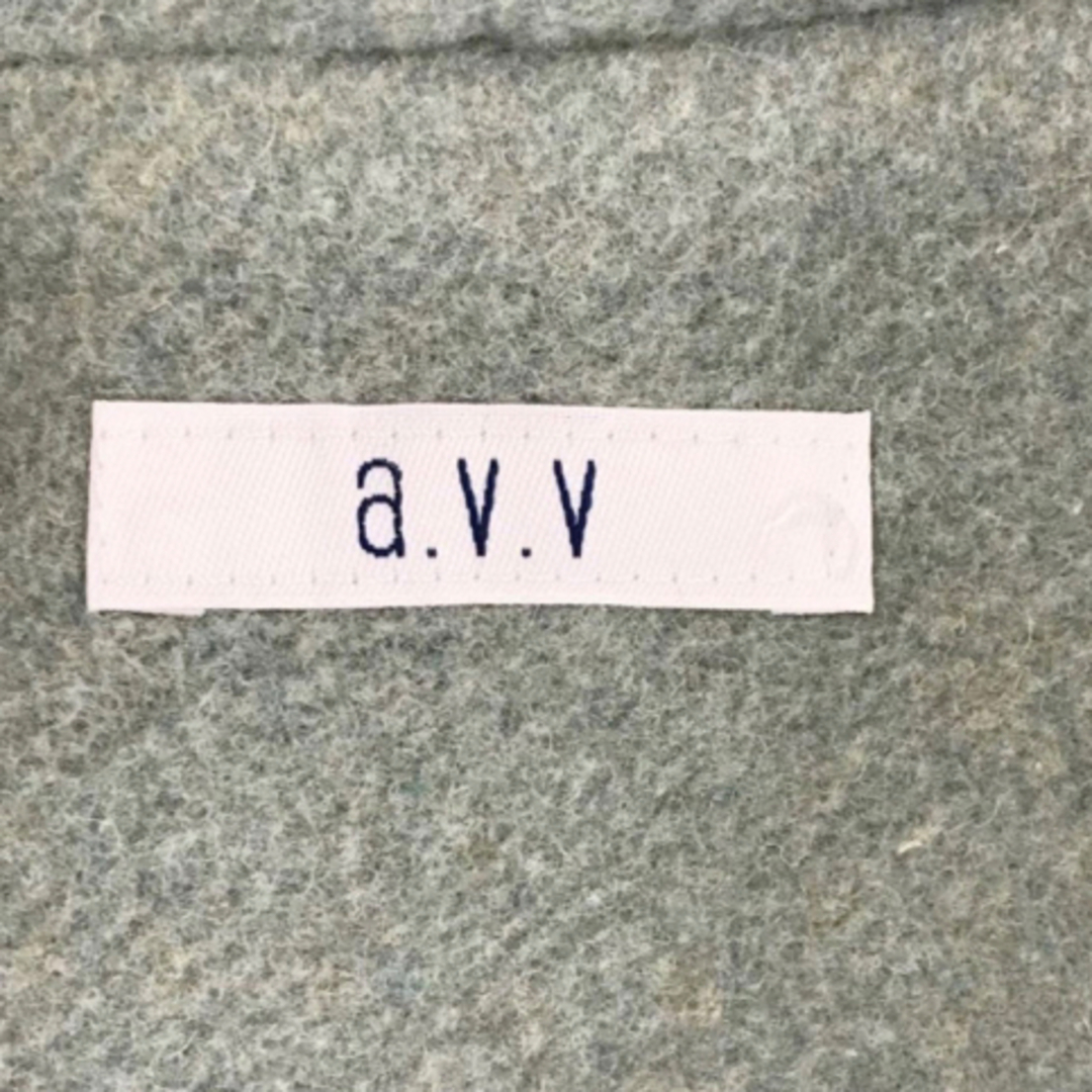 a.v.v(アーヴェヴェ)のa.v.v アーヴェヴェ XSサイズ コート ビックフード レディース レディースのジャケット/アウター(トレンチコート)の商品写真