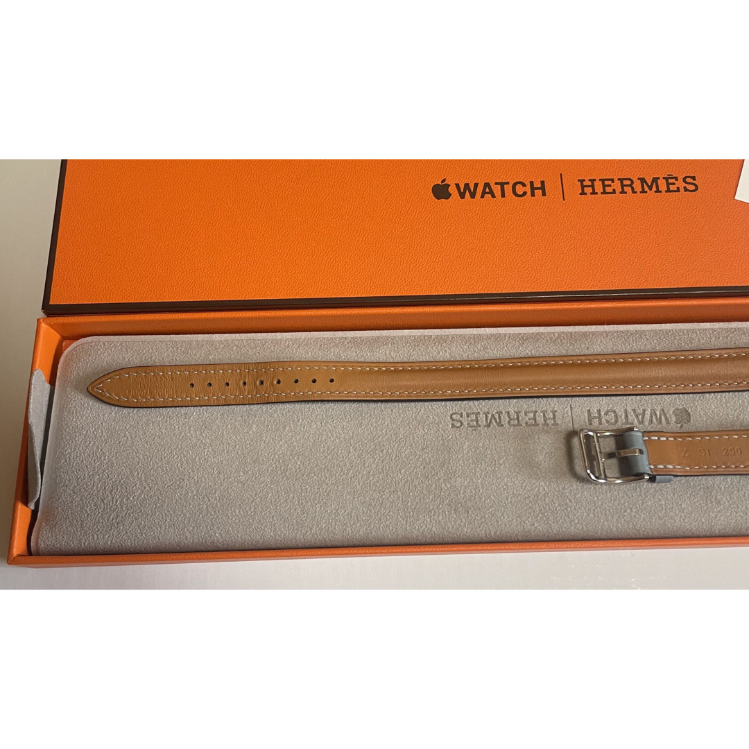 Hermes(エルメス)の【美品】Apple Watch エルメス ブルーラン 廃盤モデル　 レディースのファッション小物(腕時計)の商品写真