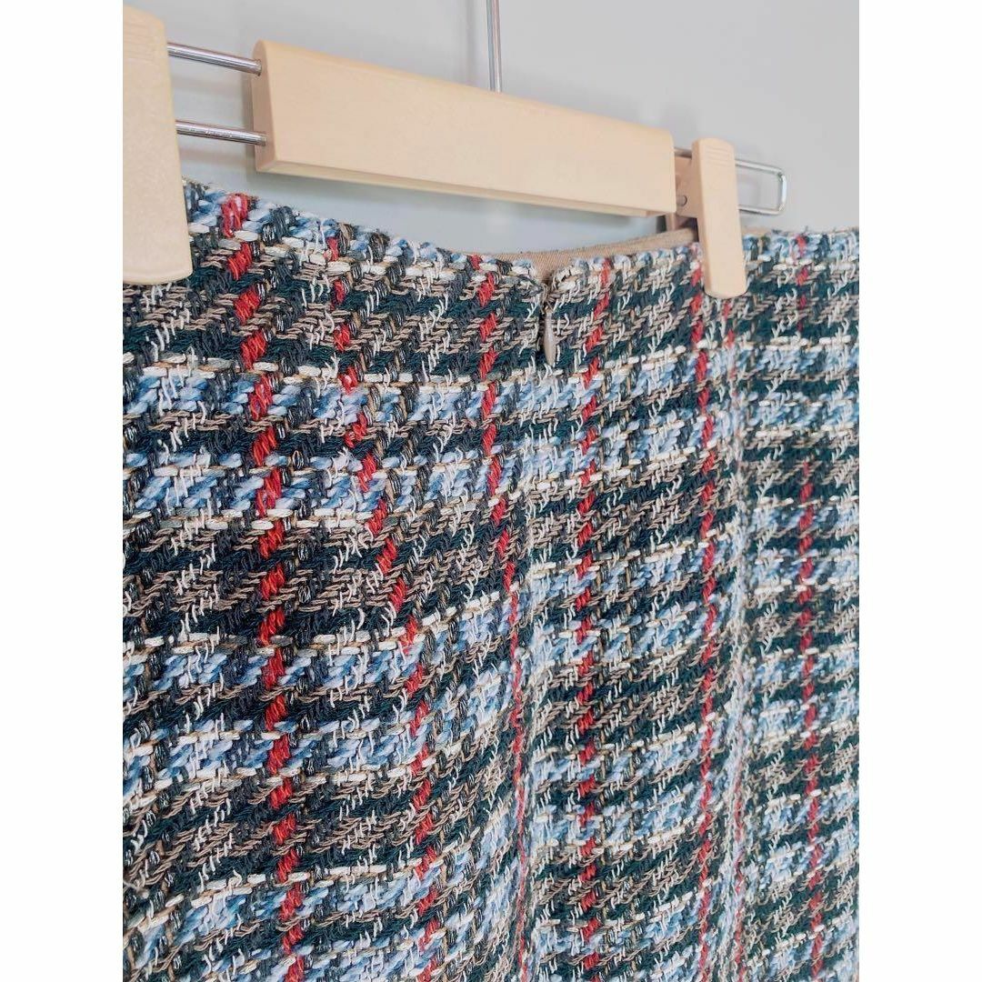 URBAN RESEARCH DOORS(アーバンリサーチドアーズ)のDOORS ウールミックスツイードセミタイトスカート レディースのスカート(ひざ丈スカート)の商品写真