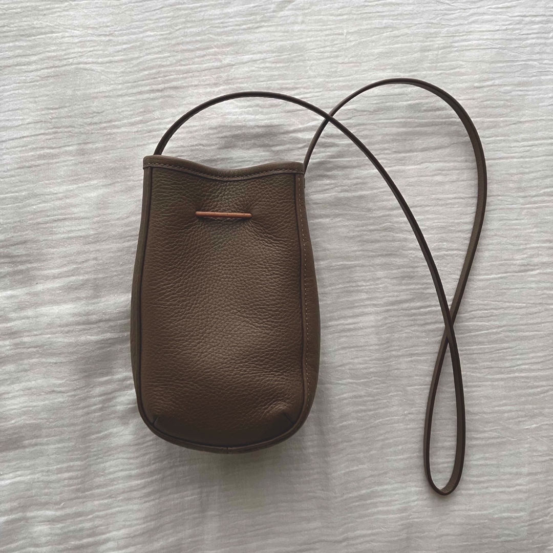 IDEE(イデー)のIDEE トルコレザー巾着バッグ レディースのバッグ(ショルダーバッグ)の商品写真