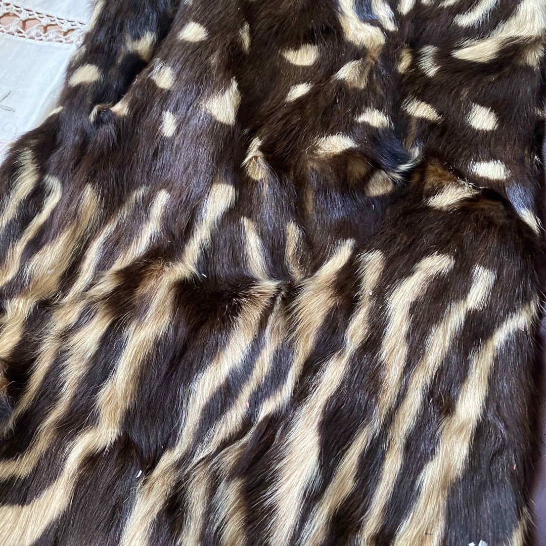 OLIVIA LAUREN  オリビアローレン　毛皮　ロングベスト レディースのジャケット/アウター(ロングコート)の商品写真