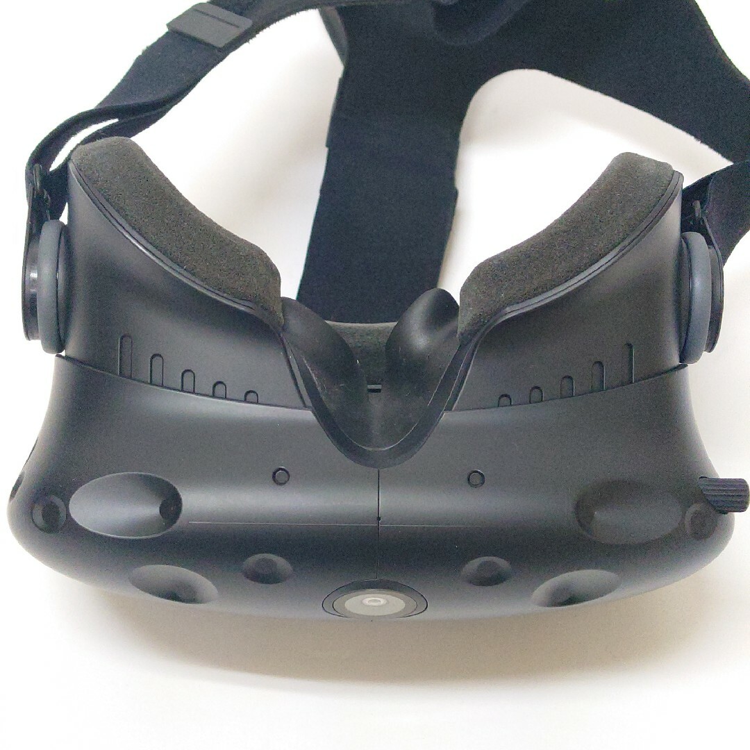 HTC(ハリウッドトレーディングカンパニー)のHTC VIVE 99HALN011-00 VR ヘッドマウントディスプレイ スマホ/家電/カメラのPC/タブレット(PC周辺機器)の商品写真