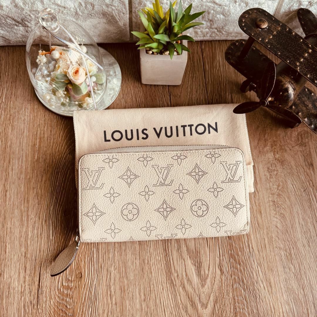 LOUIS VUITTON(ルイヴィトン)の◇ルイヴィトン◇モノグラム ジッピーウォレット マヒナ コキーユ 長財布 レディースのファッション小物(財布)の商品写真