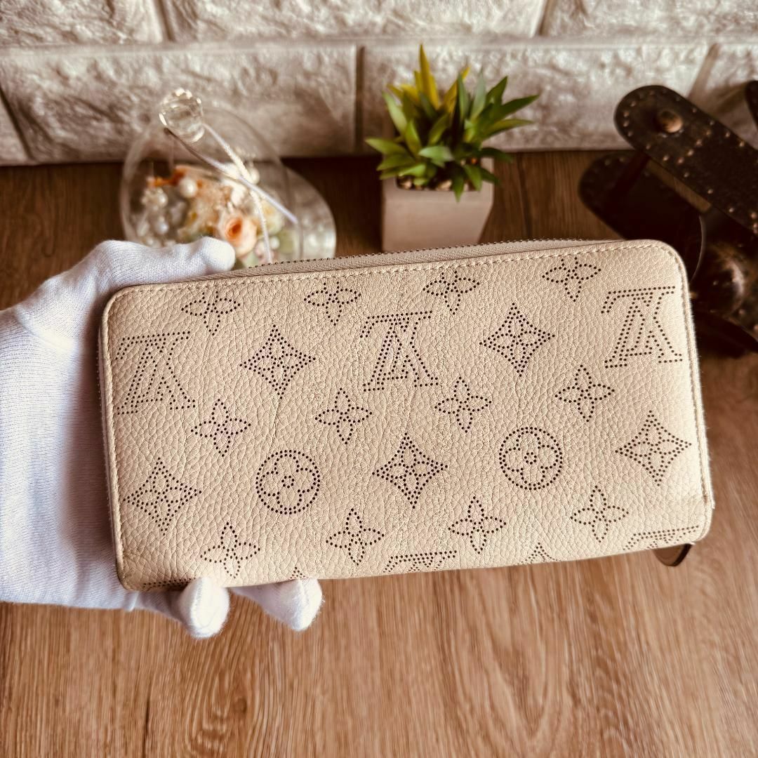 LOUIS VUITTON(ルイヴィトン)の◇ルイヴィトン◇モノグラム ジッピーウォレット マヒナ コキーユ 長財布 レディースのファッション小物(財布)の商品写真