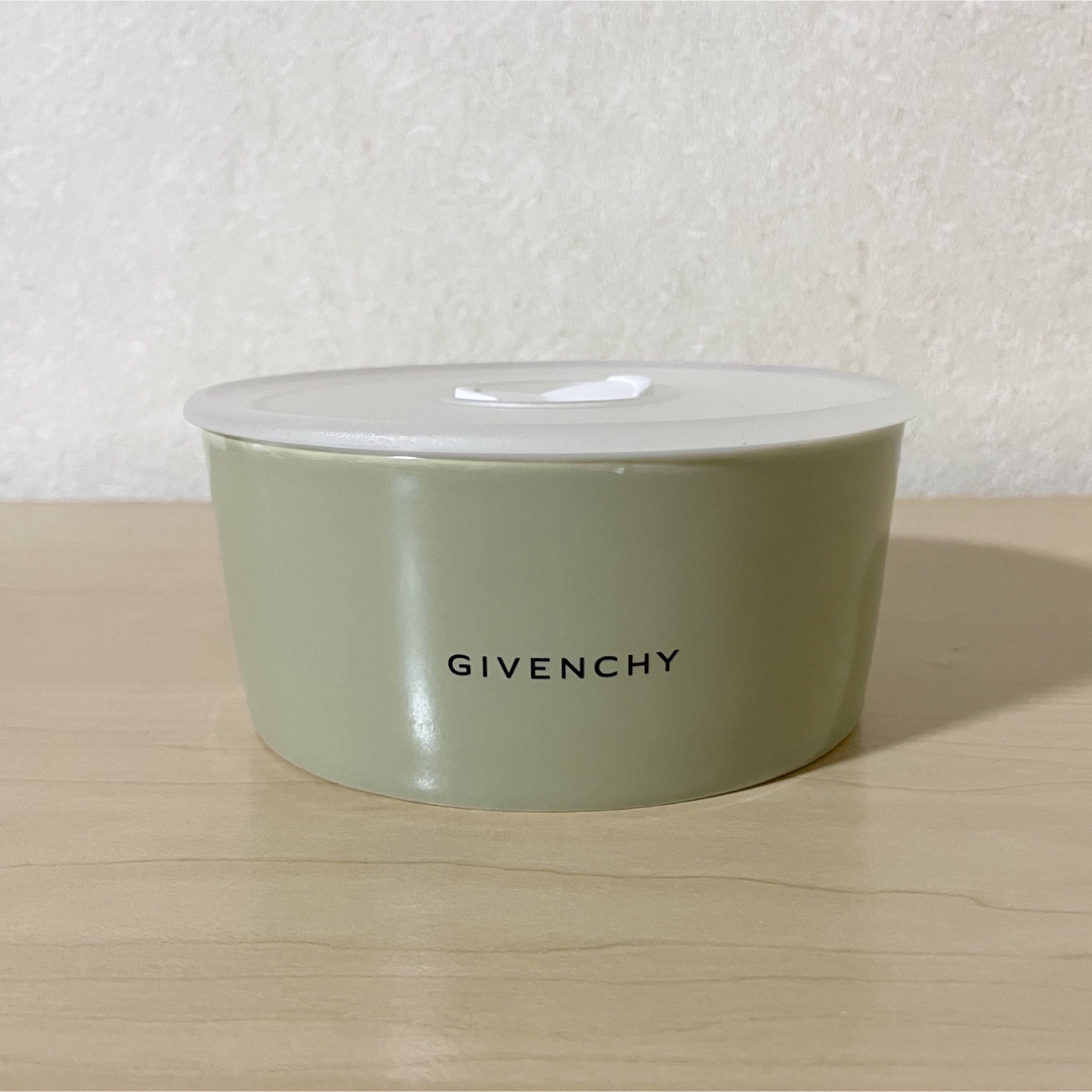 GIVENCHY(ジバンシィ)の《未使用》GIVENCHY ジバンシー 耐熱容器 保存容器 レンジ タッパー インテリア/住まい/日用品のキッチン/食器(容器)の商品写真