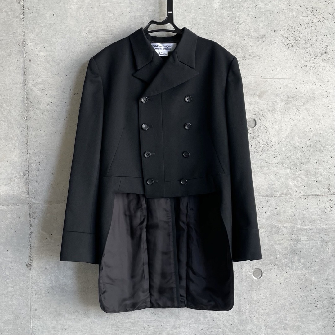 COMME des GARCONS COMME des GARCONS(コムデギャルソンコムデギャルソン)の極美品 コムコム 23-24AW ロングテーラードジャケット S 燕尾 レディースのジャケット/アウター(テーラードジャケット)の商品写真