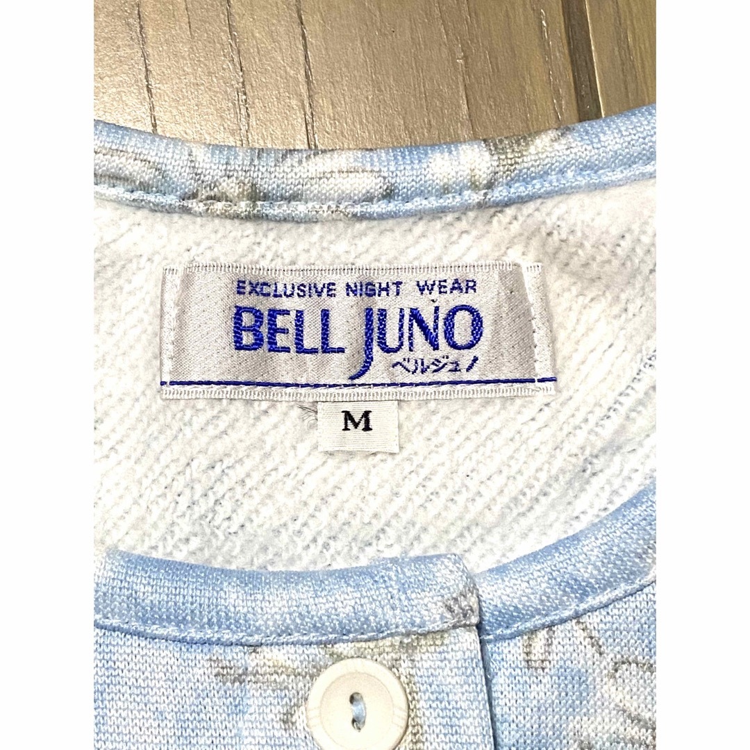 【新品未使用】BELL JUNO 長袖 前開きパジャマ 花柄 ブルー レディースのルームウェア/パジャマ(パジャマ)の商品写真