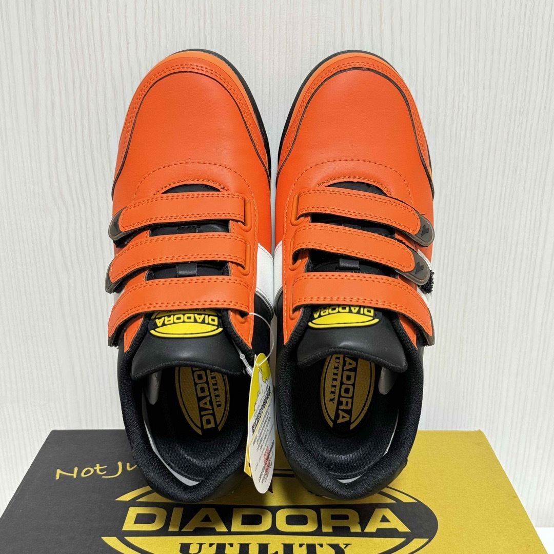 DIADORA(ディアドラ)の【新品未使用】DIADORA 安全靴 作業靴 24.0cm メンズの靴/シューズ(その他)の商品写真