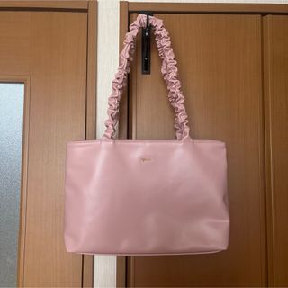 エピヌ(épine)のepine shoulder puff leather bag(ハンドバッグ)