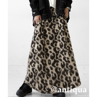 antiqua デザインスカート  変形 アシメ 黒  タグ付き新品