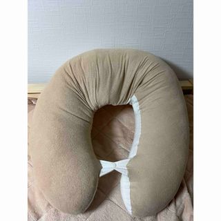 エールベベ(AILEBEBE)のエールベベ　授乳クッション　抱き枕　4way(枕)