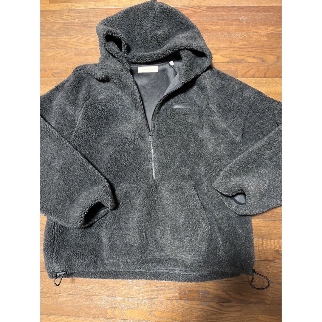 FEAR OF GOD(フィアオブゴッド)のFOG エッセンシャルズ  POLAR FLEECE セットアップ メンズのトップス(パーカー)の商品写真