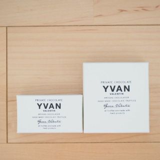 ダイマル(大丸)の【YVAN VALETIN/イヴァン・ヴァレンティン】2個入りと4個入りの2つ(菓子/デザート)